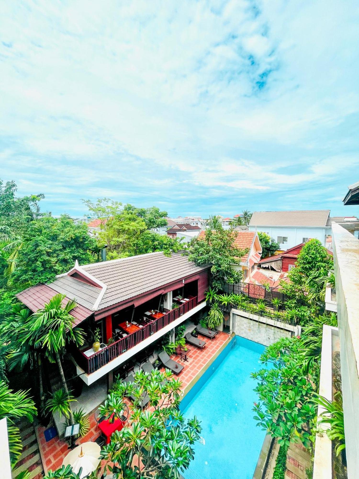 Indra Angkor 4*